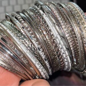 (35) Silver bracelet